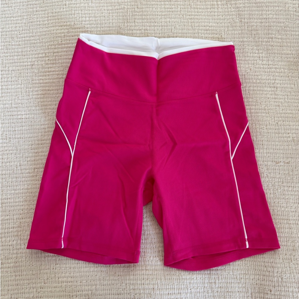 Hot pink WILO biker shorts NWT size L